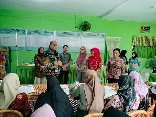 dua_hari_dilantik_pj_bupati_langkat_sidak_ke_kantor_desa_tanjung_jati