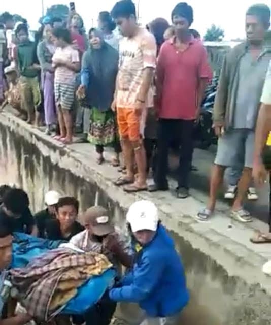 dua_hari_hilang_bocah_sd_ditemukan_meninggal_di_sungai_deli