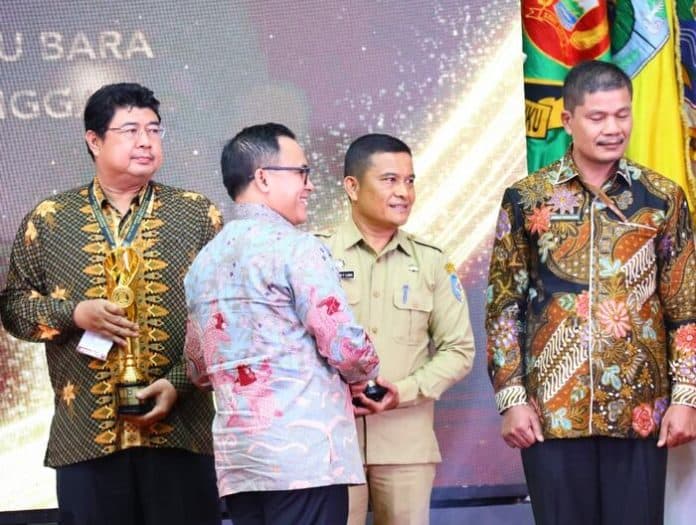 dua_inovasi_unggulan_pemkab_batu_bara_raih_penghargaan_iga
