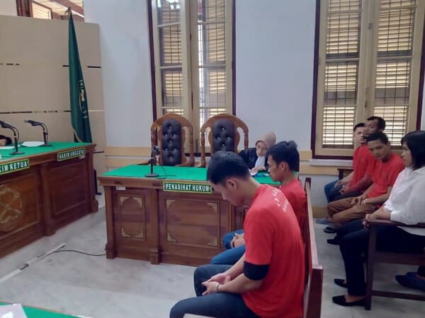 dua_kurir_narkoba_asal_banten_divonis_penjara_seumur_hidup