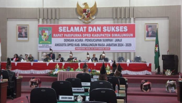 dua_partai_serahkan_nama_pimpinan_dprd_simalungun_2024_2029