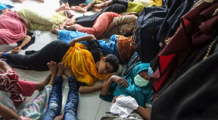 dua_pemimpin_komunitas_rohingya_tewas_di_kamp_bangladesh