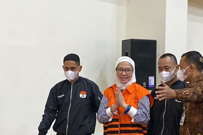 dua_tersangka_baru_dalam_kasus_dugaan_korupsi_lng_pertamina