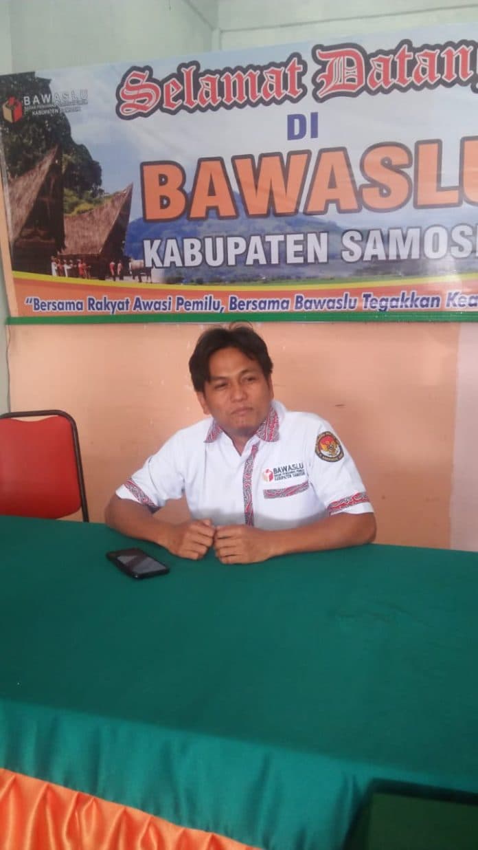 dugaan_ijazah_palsu_bawaslu_samosir_klarifikasi_kepada_balon_wakil_bupati_martua_sitanggang