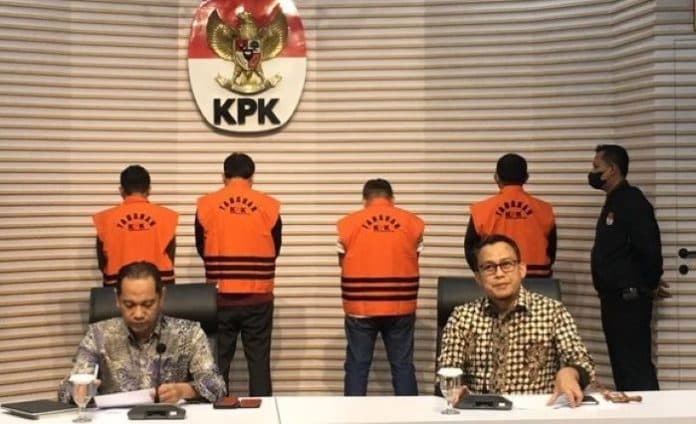 dugaan_korupsi_di_pemkab_labuhanbatu_kpk_tahan_2_tersangka_baru