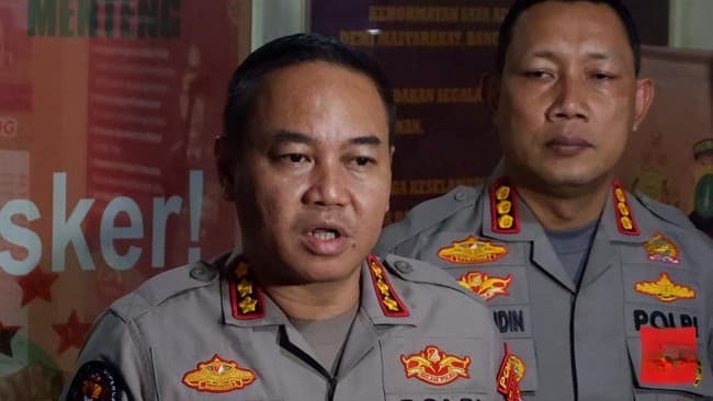 dugaan_pemerasan_warga_asing_18_oknum_polisi_diamankan