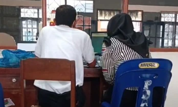 dugaan_perselingkuhan_video_makan_sepiring_berdua_karyawan_pdam_tirta_nciho_beredar