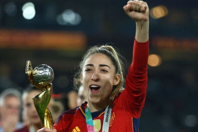 duka_carmona_usai_bawa_spanyol_rebut_gelar_juara_piala_dunia_wanita