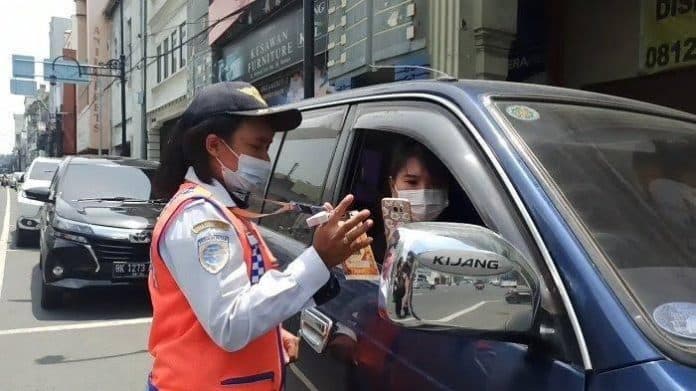 e_parking_tingkatkan_pad_dari_retribusi_parkir_medan_hingga_50_persen