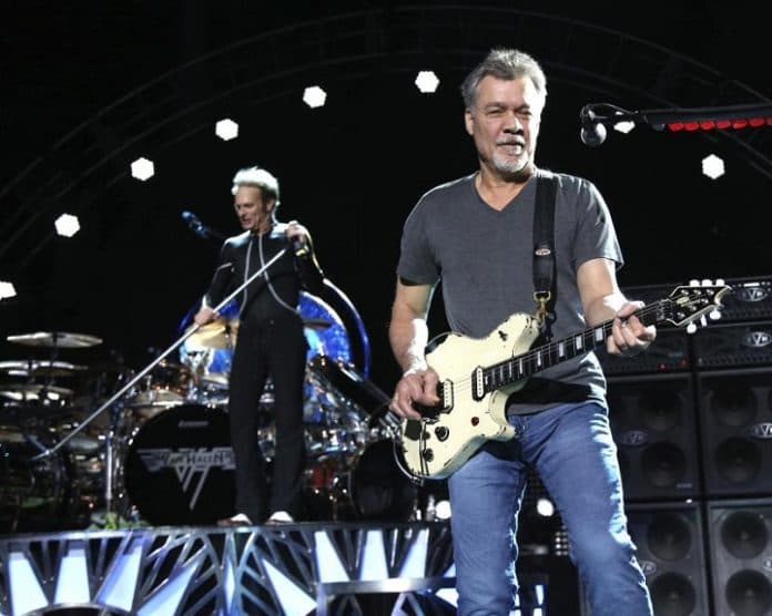 eddie_van_halen_dewa_gitar_legendaris_ternyata_berdarah_indonesia_dari_rakasbitung