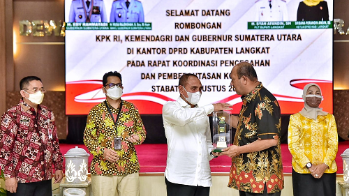 edy_rahmayadi_tak_ingin_langkat_jatuh_ke_lubang_korupsi_yang_sama
