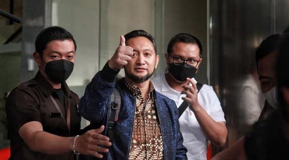 eks_kepala_bea_cukai_makassar_andhi_pramono_diduga_terima_gratifikasi_rp28_miliar