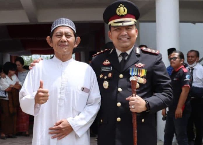 eks_napi_teroris_bom_masjid_syiah_medan_ikut_upacara_hut_ri_ke_78_di_sidikalang