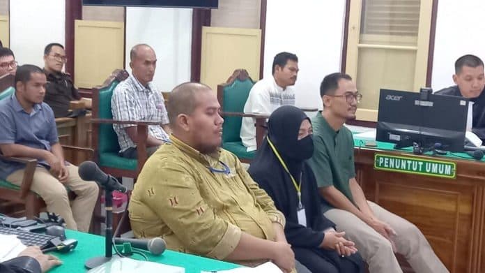 eks_pemain_timnas_jadi_tersangka_korupsi_uinsu_hakim_heran_lihat_jaksa