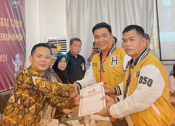 eks_sekretaris_dpc_partai_hanura_siantar_jimmy_gultom_dibuang_dari_dcs_dprd_siantar