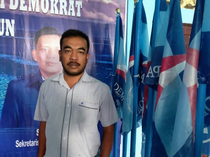 elias_barus_amran_sinaga_sangat_intens_dengan_partai_demokrat