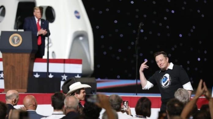 elon_musk_dijanjikan_trump_masuk_kabinet_jika_menang_pilpres