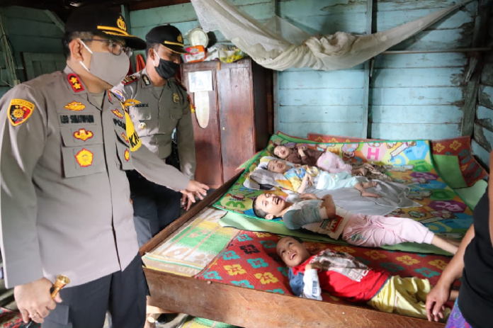 empat_anak_disabilitas_keluarga_ual_sagala_disantuni_polres_dairi