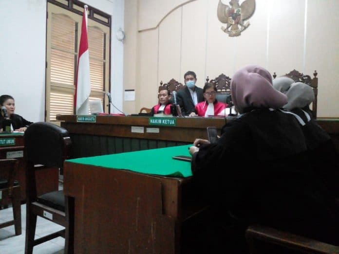 empat_kurir_pembawa_30_sabu_dari_aceh_dihukum_seumur_hidup
