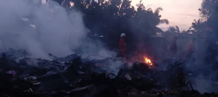 empat_rumah_di_perumahan_kodim_kota_tebing_tinggi_terbakar