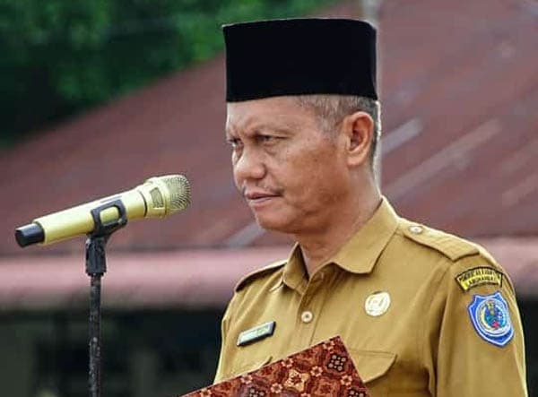 enam_promperda_labuhanbatu_masuk_paripurna_dprd