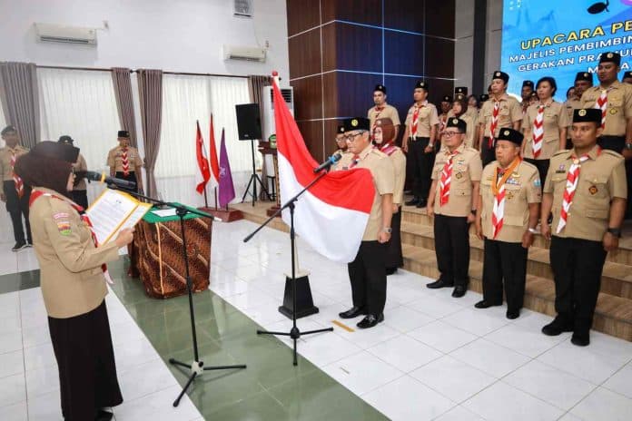 erizal_ginting_resmi_dilantik_sebagai_ketua_kwarcab_gerakan_pramuka_pematang_siantar