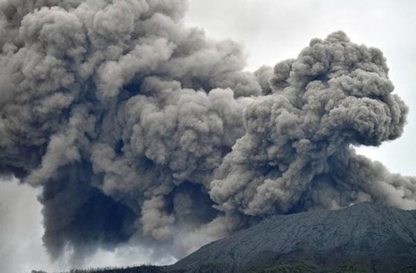erupsi_marapi_di_sumbar_tewaskan_11_pendaki_49_orang_ditemukan_selamat