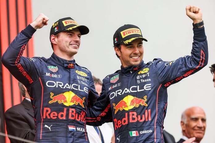 f1_2022_verstappen_sudah_juara_dunia_siap_antar_perez_finis_kedua
