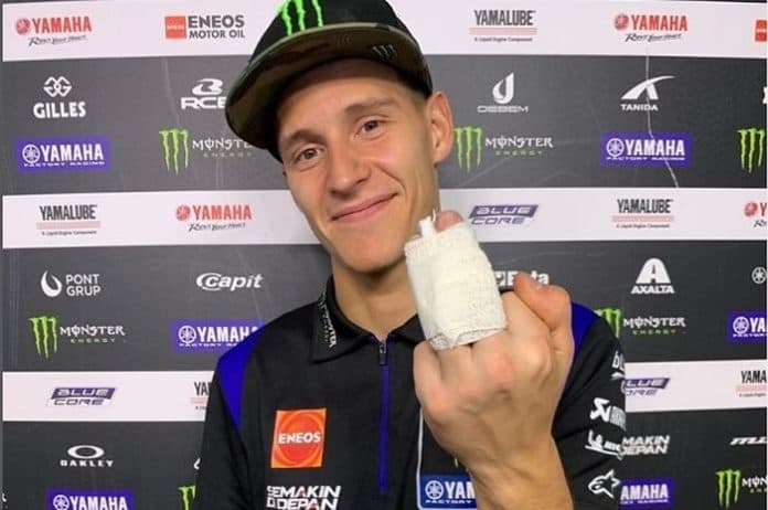 fabio_quartararo_operasi_jari_tangan_usai_motogp_2022