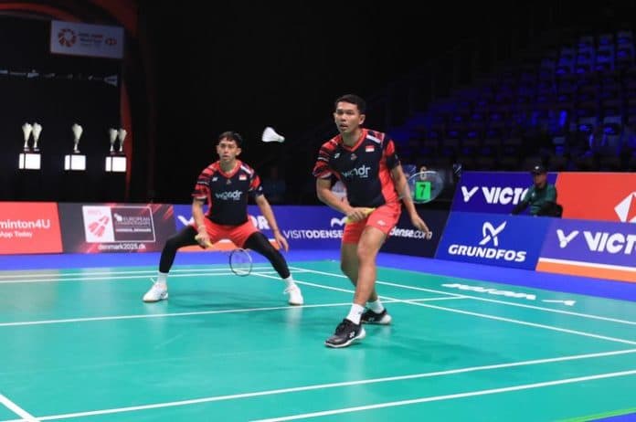 fajarrian_selamatkan_wajah_ganda_putra_di_denmark_open_2024_rinovpitha_lolos_16_besar