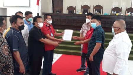 ferry_sp_sinamo_jadi_ketua_pansus_dprd_siantar