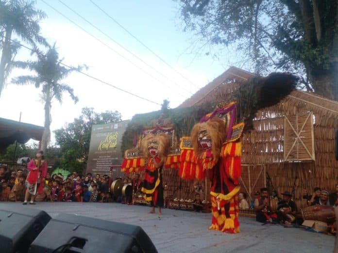 festival_koeli_kontrak_mengenang_bangsal_tembakau_yang_ditelan_zaman