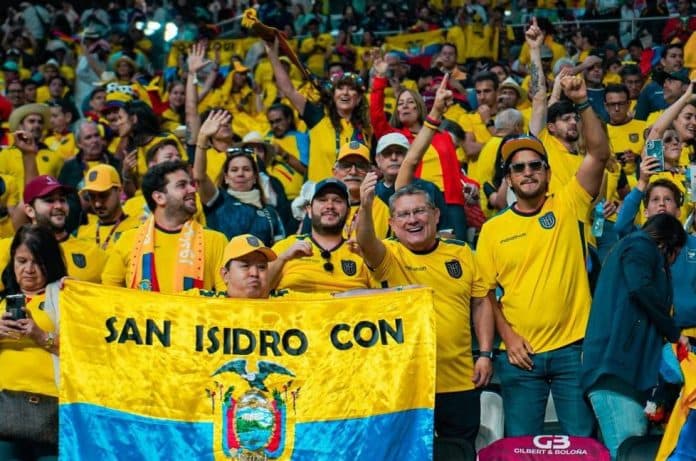 fifa_selidiki_dugaan_nyanyian_diskriminatif_suporter_ekuador