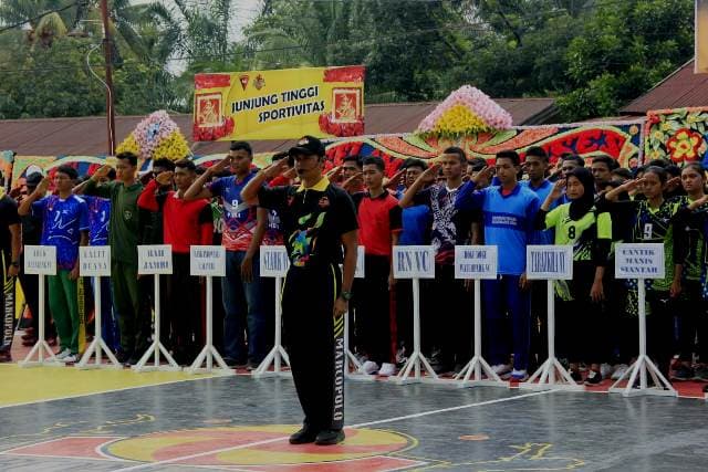 focus_lensa_unjuk_sportivitas_turnamen_voli_marcopolo_cup_piala_dansat_brimob_poldasu