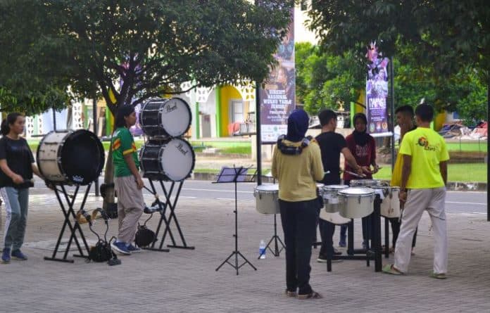 fokus_lensa_berlatih_drum_jelang_pekan_olahraga_nasional_pon_xxi_aceh_sumut_2024