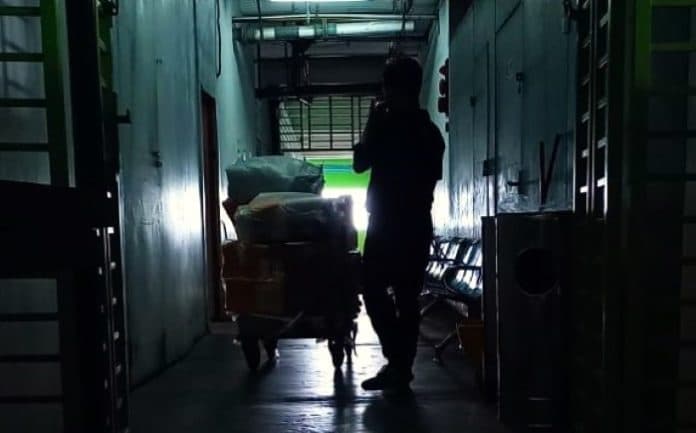 fokus_lensa_gang_dan_lorong_ada_asri_terawat_namun_nan_terlantar_pun_ada