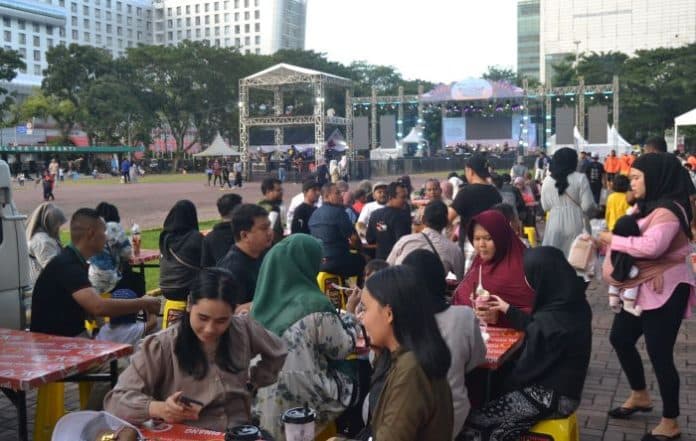 fokus_lensa_jelang_pergantian_tahun_dan_awal_tahun_baru_pada_beberapa_tempat_di_medan