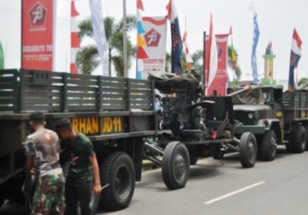 fokus_lensa_mempersiapkan_alutsista_jelang_hut_tni_ke_78_di_lapangan_astaka