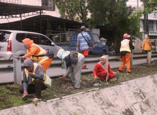 fokus_lensa_pasukan_melati_dan_bestari_tak_kenal_lelah