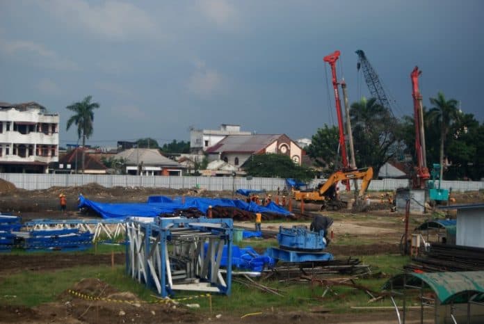 fokus_lensa_revitalisasi_lapangan_bola_kebanggaan_anak_medan