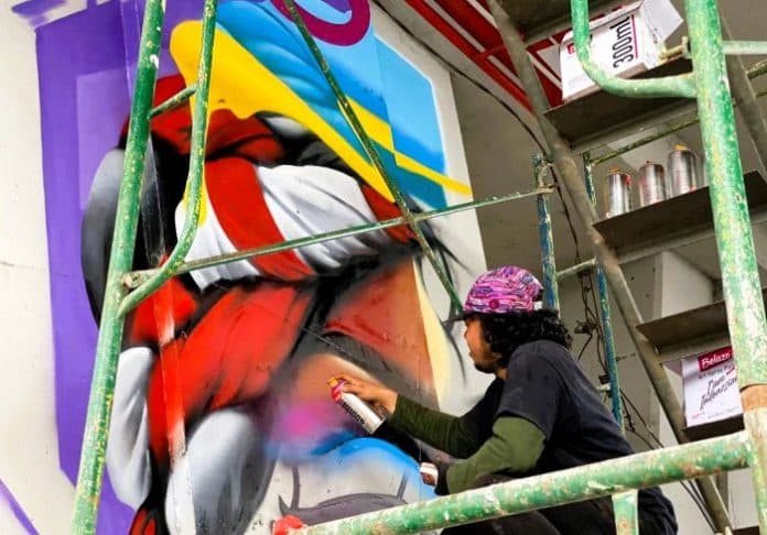 fokus_lensa_seniman_street_art_membawa_wajah_baru_flyover_amplas_medan