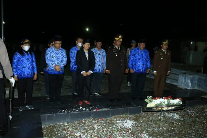 forkopimda_samosir_gelar_apel_kehormatan_dan_renungan_suci