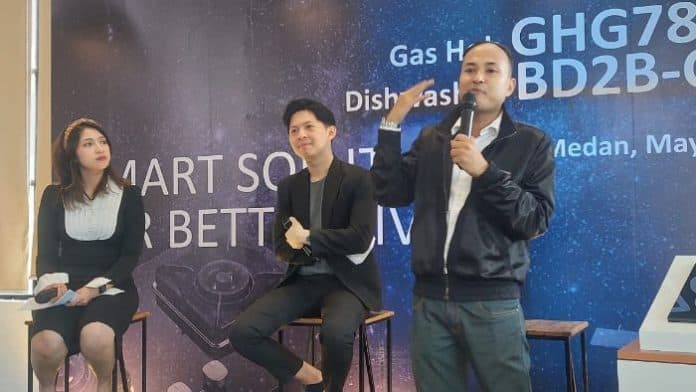 fotile_kenalkan_produk_inovasi_kompor_gas_tanam_dan_mesin_cuci_piring_di_medan