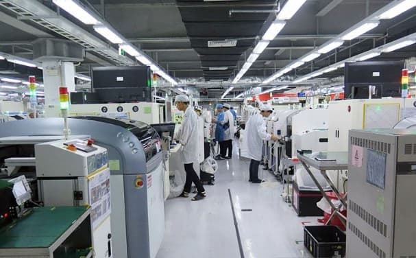 foxconn_lockdown_zhengzhou_batalkan_penerbangan