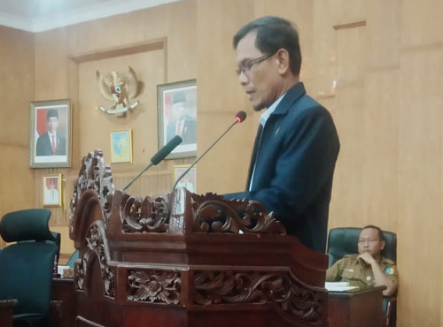 fraksi_dprd_batu_bara_bersuara_bulat_setujui_perubahan_ranperda_perhubungan