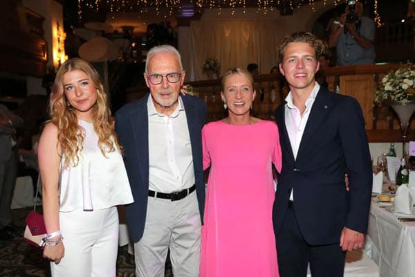 franz_beckenbauer_meninggal_dunia_di_usia_78_tahun