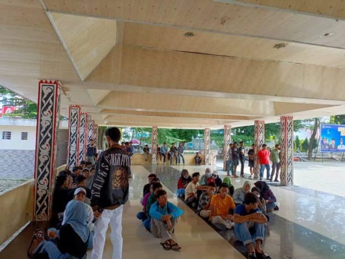 fs_akp_tuntut_kejelasan_penyelidikan_penerbitan_surat_palsu