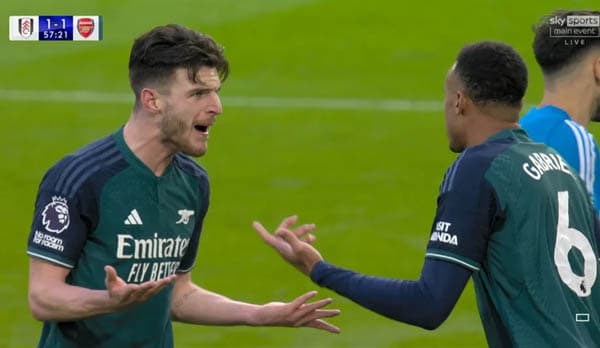 fulham_fantastis_arsenal_tutup_tahun_dengan_catatan_buruk