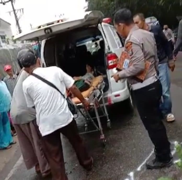 gagal_nyalip_pengendara_di_jalinsum_asahan_tewas_usai_hantam_pick_up