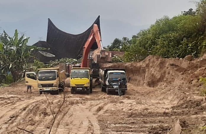 galian_c_di_desa_hutanamora_resahkan_warga_kadis_lingkungan_hidup_akan_dibahas_nanti